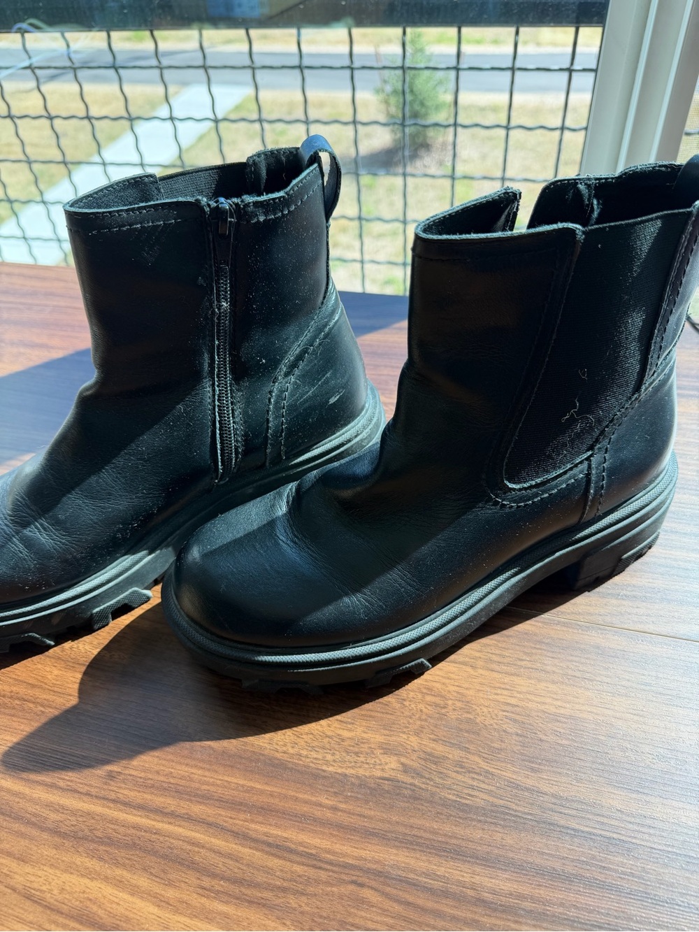 House of Harlow 1960 Chelsea Boots